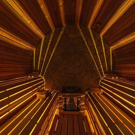 Royal Palace 5*