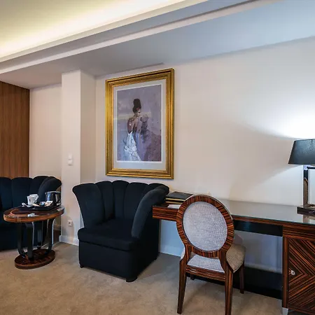 Royal Palace 5*
