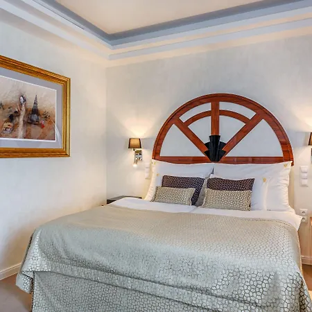 Hotel Royal Palace