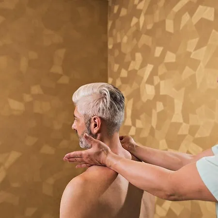 Ξενοδοχείο Royal Palace 5*