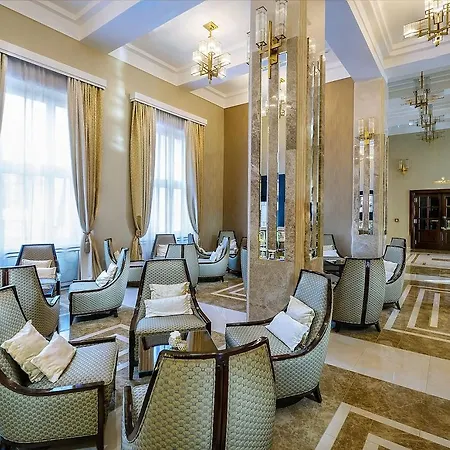 Hotel Royal Palace